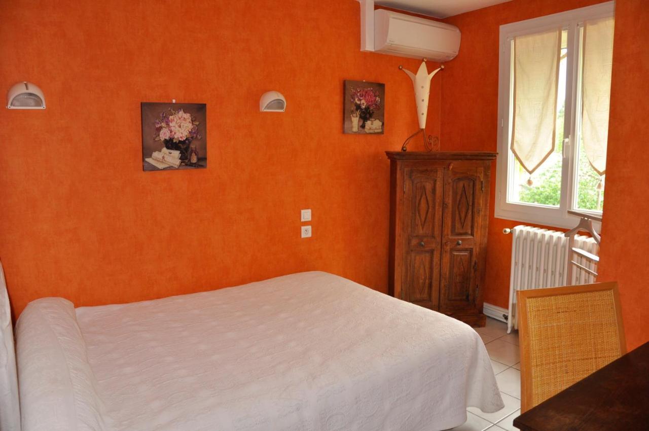 Les Deux Acacias Hotel Villepinte  Екстериор снимка